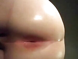 Kylie Slayy smooth sissy bubble butt twerking