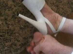 Unloading on my heels