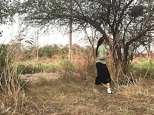 Out-door thai  walk show prostitute ladyboy EP1